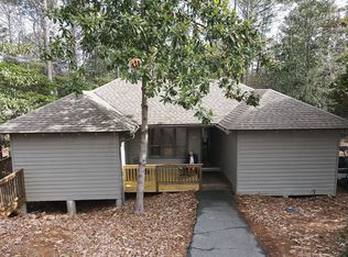 2107 Persimmon Ln, Pine Mountain, GA 31822