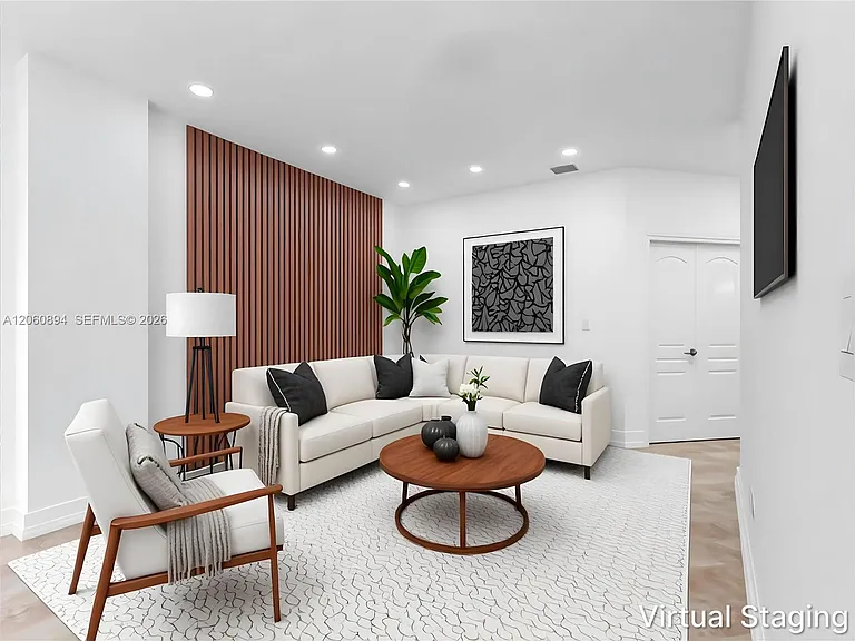 5502 NW 112th Ct #5502 — Photo 4