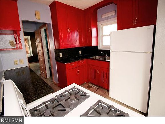 4th image of 4014 Thomas Ave N