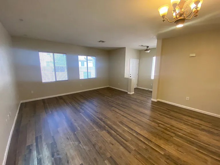 269 Bent Sunflower Ct — Photo 9