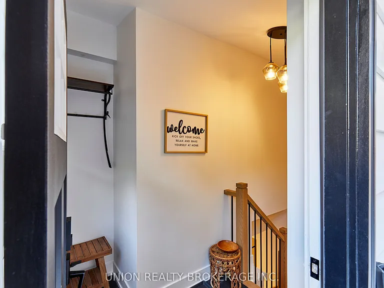192 Audrey Ave #LOWER — Photo 3