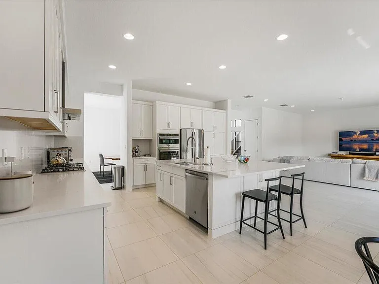 17496 Sparkling River Rd — Photo 4