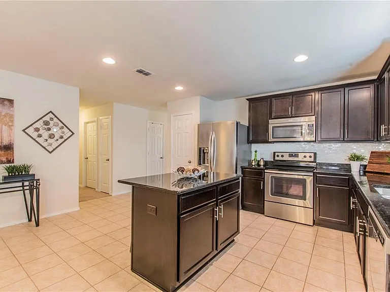 3007 Hickory Rdg — Photo 7