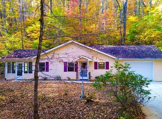 114 Two Turtle Rd, Franklin, NC 28734