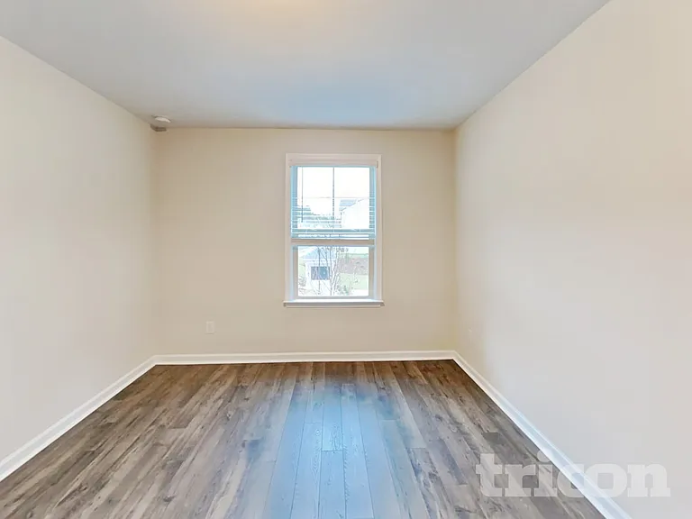305 Knowles Pl — Photo 11