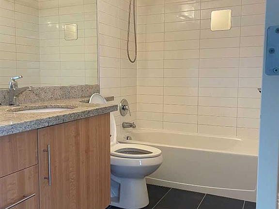3rd image of 55 S Spruce Pl SW #1406
