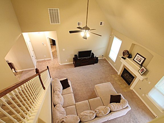 2nd image of 13814 Martinique Ln
