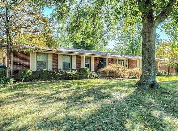 2nd image of 370 Medina Dr