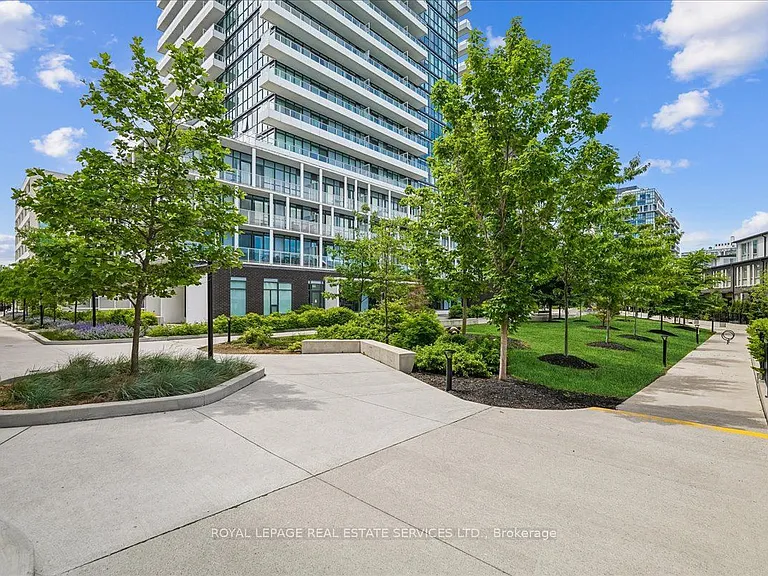 188 Fairview Mall Dr #707 — Photo 32