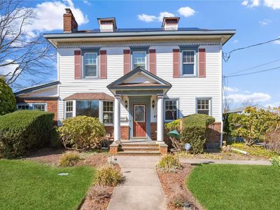 420 Grove Avenue, Patchogue, NY, 11772