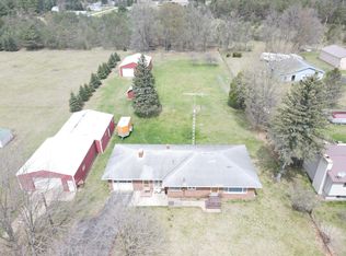 8446 Seven Mile Rd, Evart, MI 49631