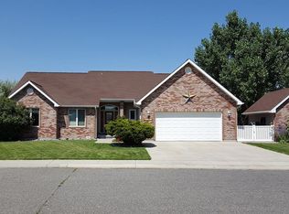 2337 Larkspur Ct, Cody, WY 82414