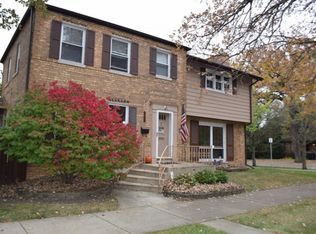 2638 W 104th St, Chicago, IL 60655