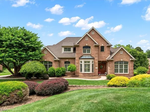 37 Alexander Dr, Williamstown, WV 26187