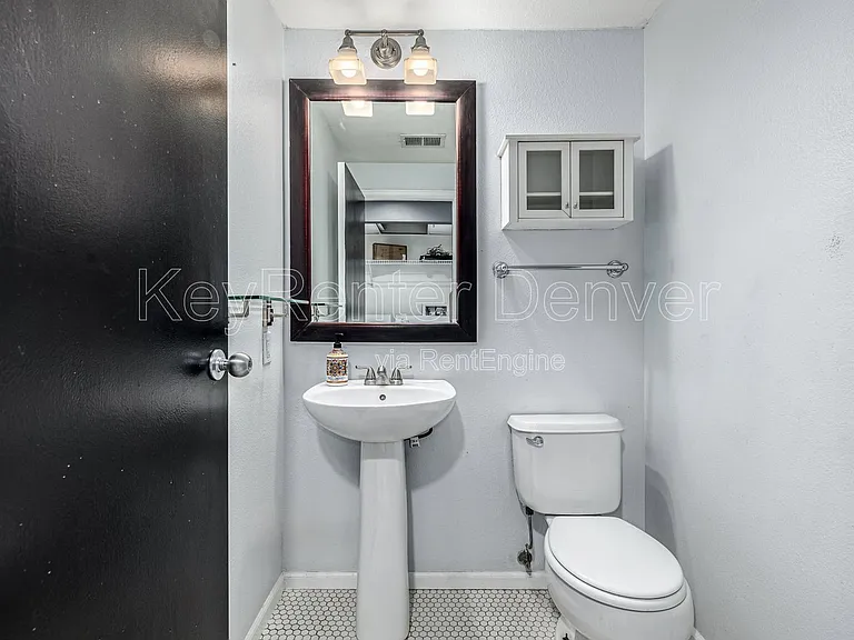 837 E 17th Ave #2K — Photo 29