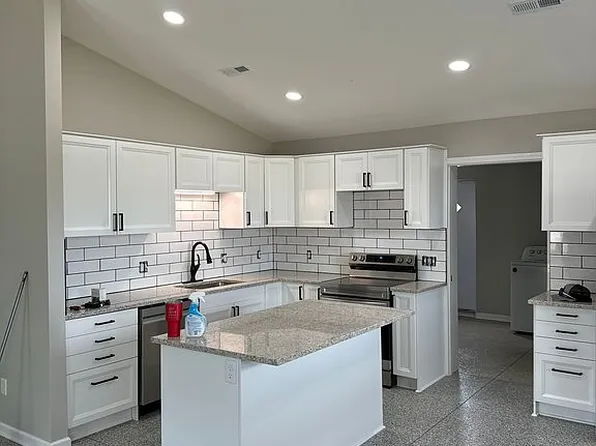 308 E Wilson Ave, Maysville, MO 64469
