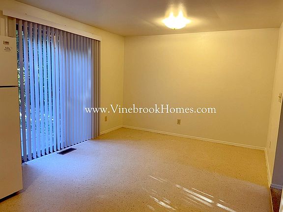 5th image of 8065 Mount Aetna St