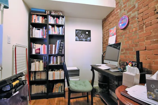 Rented by JK Dansar Corp | media 40