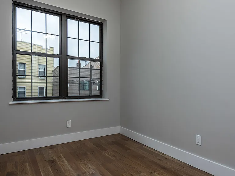 107 Skillman Ave #1A — Photo 7