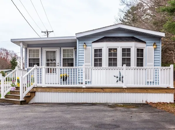 305 Turnpike St Trailer 238, South Easton, MA 02375