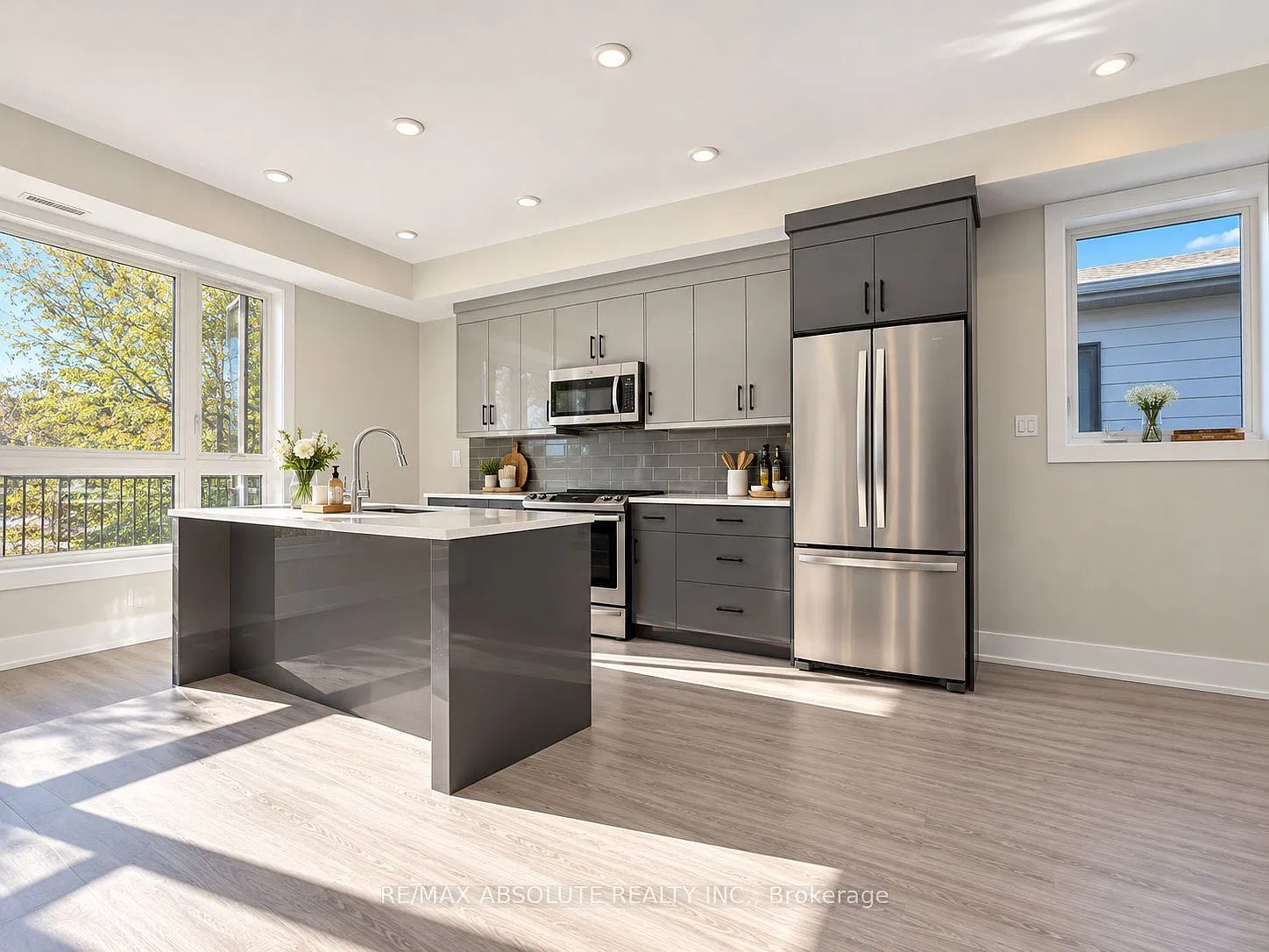 2 bed, $2,800 — Photo 3