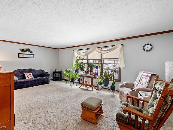 5th image of 2757 Tanglewood Dr