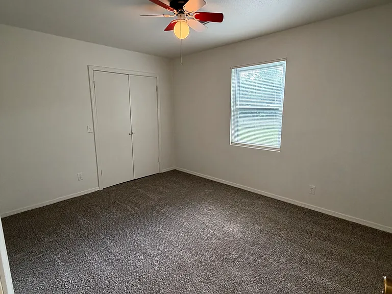 8700 S Westminster Rd — Photo 22