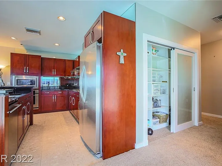 4575 Dean Martin Dr #1112 — Photo 8