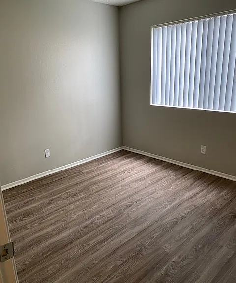 Wysteria Apartments — Photo 18