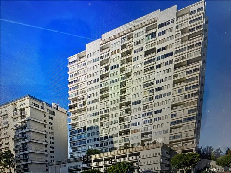 10501 Wilshire Blvd #1409 — Photo 1