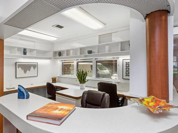 251 East 51st Street image 1 of 12
