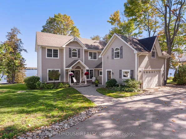 12 Northview St, Kawartha Lakes, ON K0M 1G0