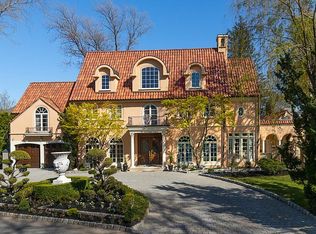 195 Benedict Rd, Staten Island, NY 10304