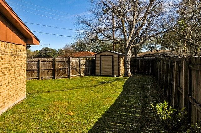 1st image of 1610 Cloverdale Cir