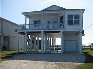 609 Swordfish Ln, Surfside Beach, TX 77541