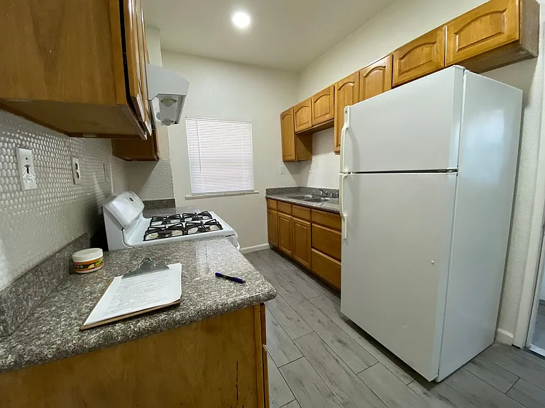 One Bedroom Apartment in Downtown Stockton — Photo 16