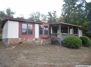 147 Putman Dr, Oneonta, AL 35121