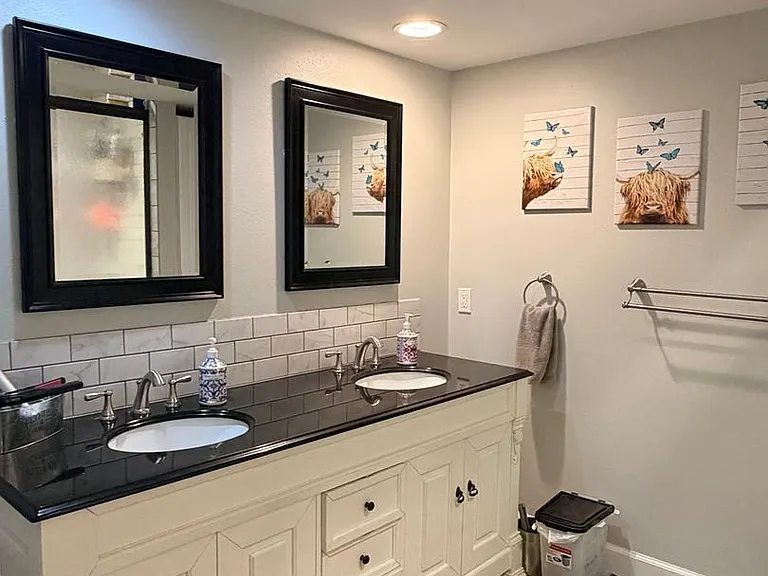 2637 Afton Pl NE — Photo 38