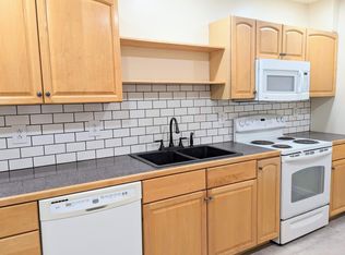 245 Linden St, Reading, PA 19604