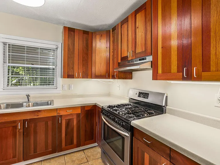 Marlbrook Dr — Photo 10