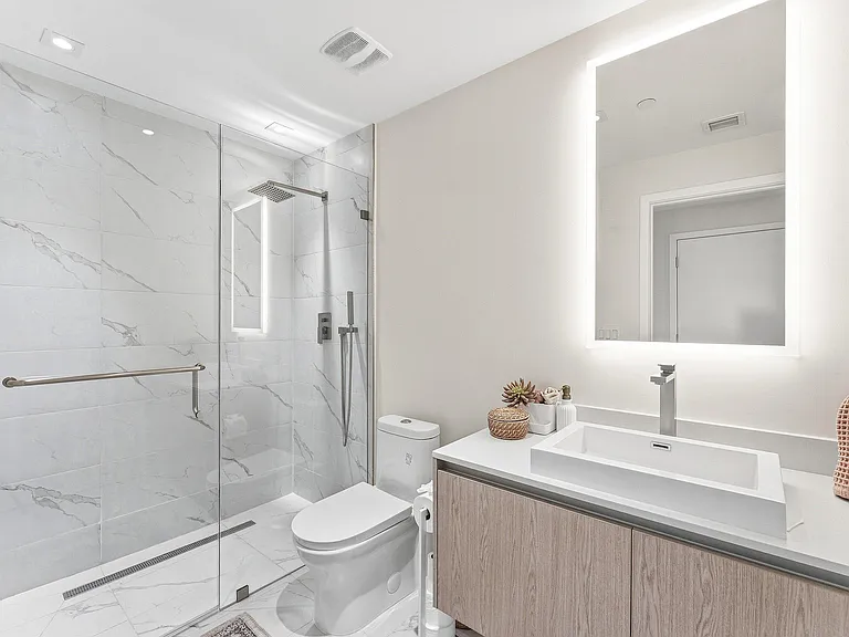 3100 N Ocean Dr #1702-P — Photo 32