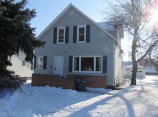 209 Garfield Ave, Underwood, ND 58576