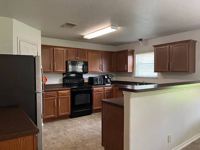 8803 Mainland Rdg — Photo 18