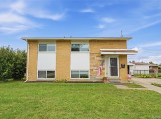 33929 Warren Rd, Westland, MI 48185