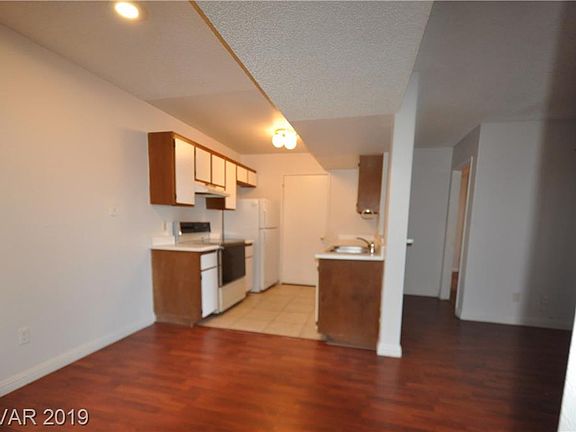 4th image of 230 Mission Catalina Ln APT 106