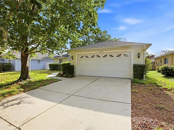 3rd image of 24644 Laurel Ridge Dr