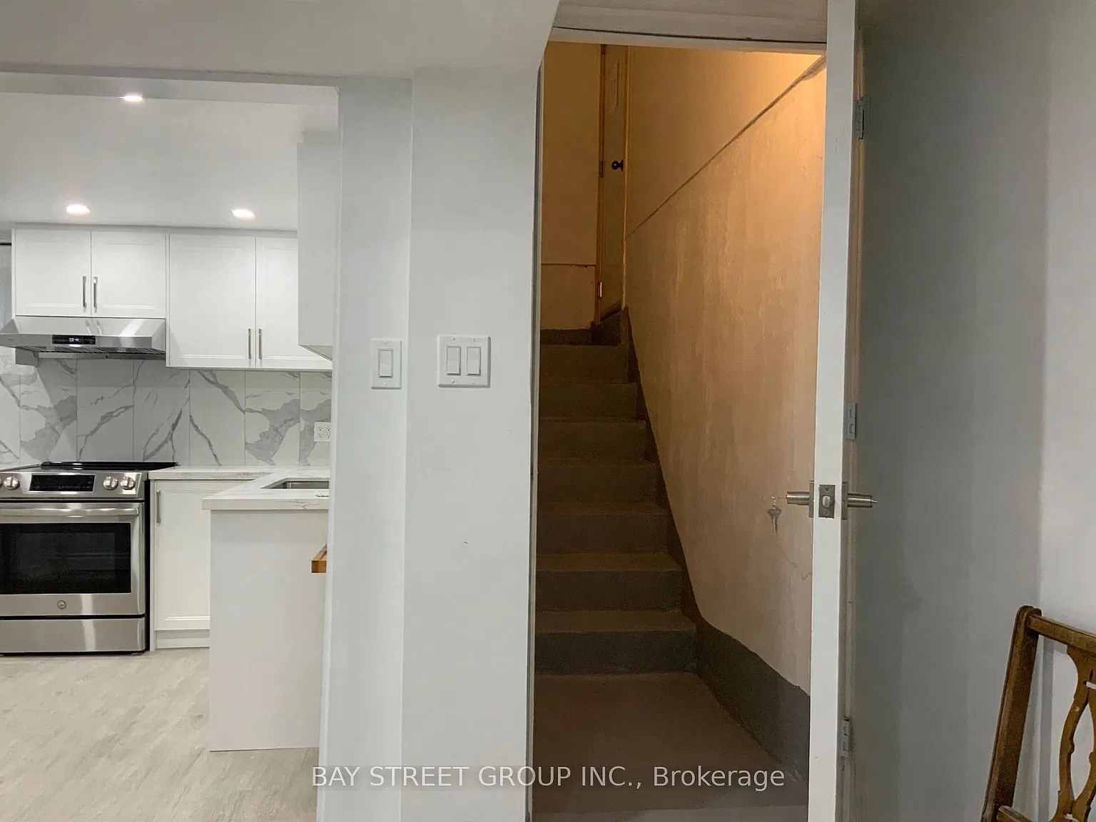 3 bed, $2,100 — Photo 4