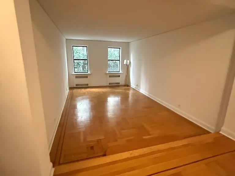 331 E 71st St #1J — Photo 1
