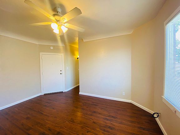 4th image of 2315 Telegraph Ave APT 5