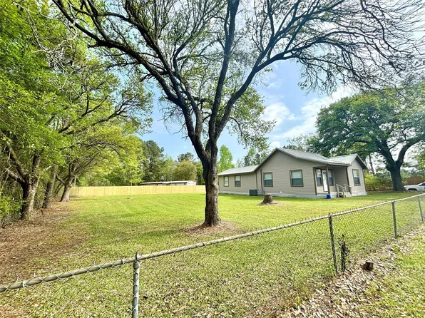 909 W Elder St, Colmesneil, TX 75938